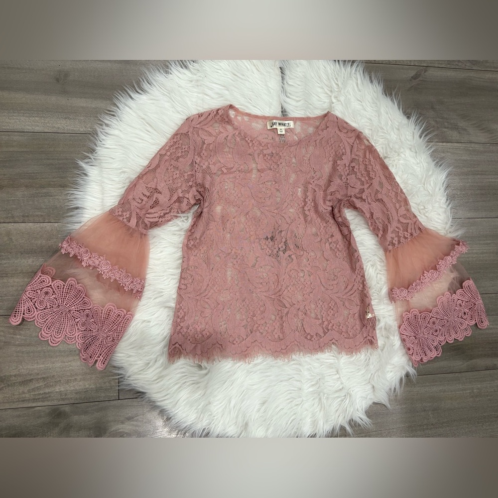 Say What? Mauve Lace Blouse Bell-sleeved Size M